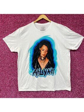 Aaliyah Airbrush Queen of Urban Pop Self-titled Album T-Shirt 2XL